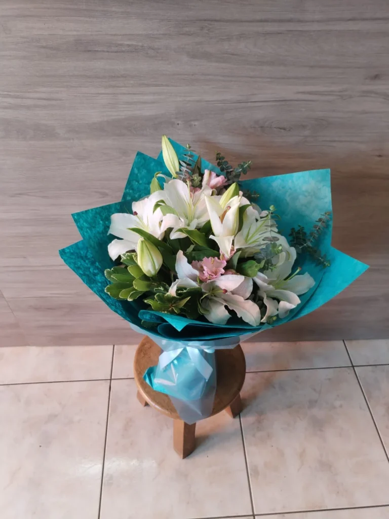 arreglo con chocolate - Floristeria Linda David, Chiriqui