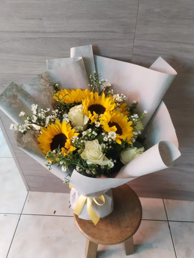 arreglo de cumpleaños con girasoles - Floristeria Linda David, Chiriqui